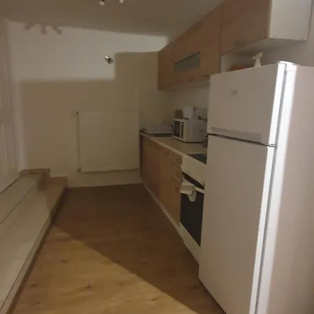Darnay Apartmanhaz Gyenesdias